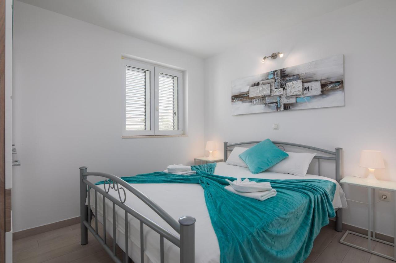 Vila Blanka Apartments Rogoznica  Dış mekan fotoğraf