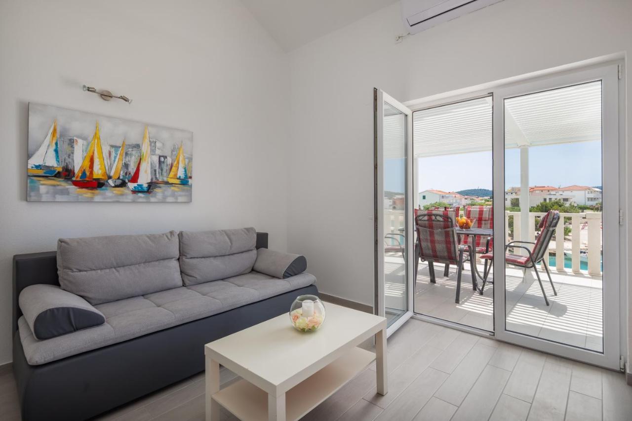 Vila Blanka Apartments Rogoznica  Dış mekan fotoğraf