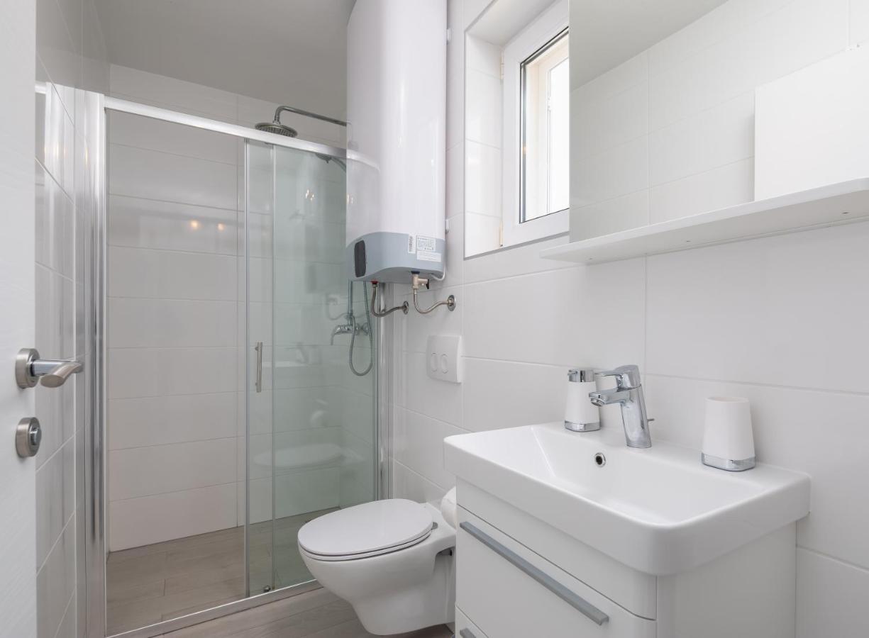 Vila Blanka Apartments Rogoznica  Dış mekan fotoğraf