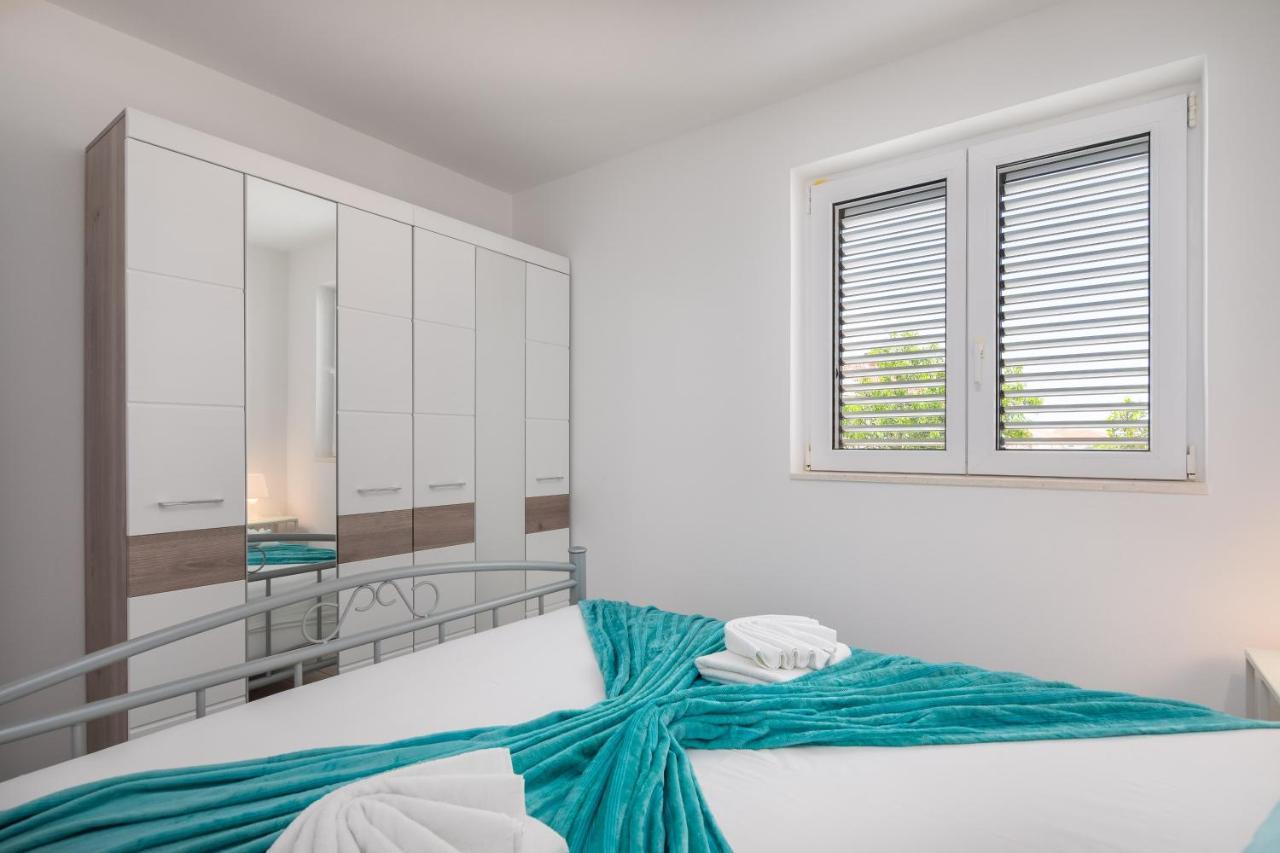 Vila Blanka Apartments Rogoznica  Dış mekan fotoğraf