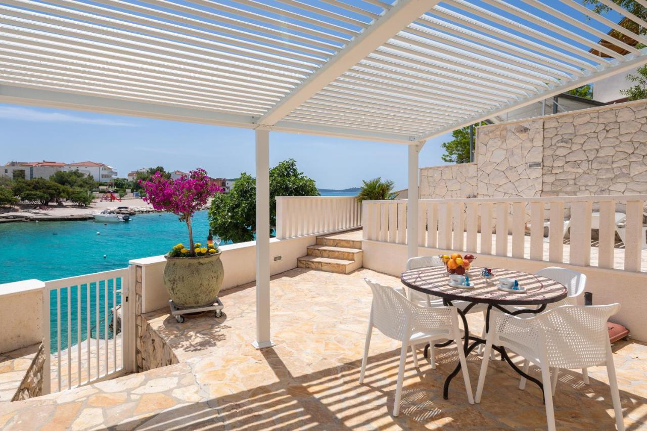 Vila Blanka Apartments Rogoznica  Dış mekan fotoğraf