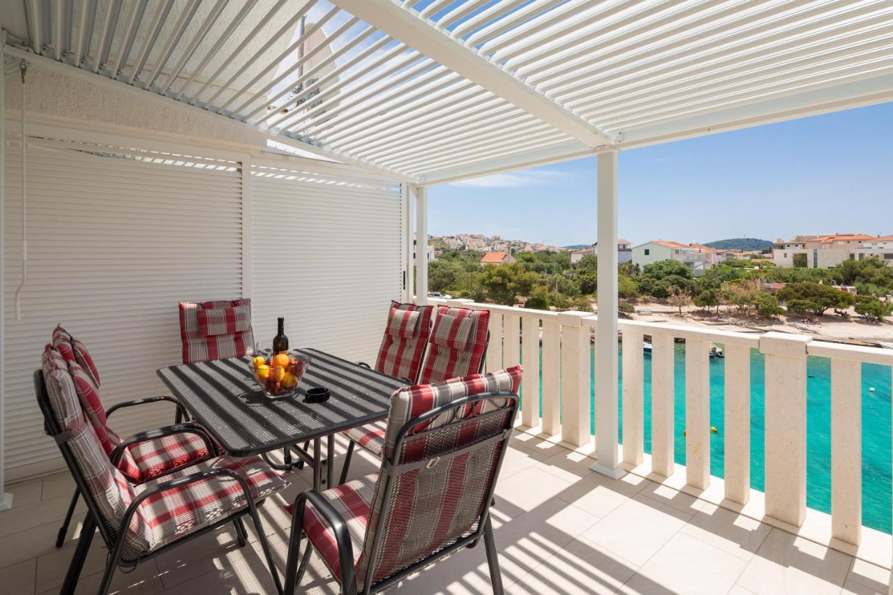 Vila Blanka Apartments Rogoznica  Dış mekan fotoğraf