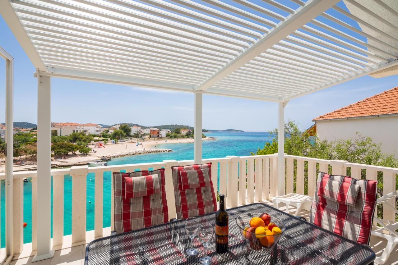 Vila Blanka Apartments Rogoznica  Dış mekan fotoğraf