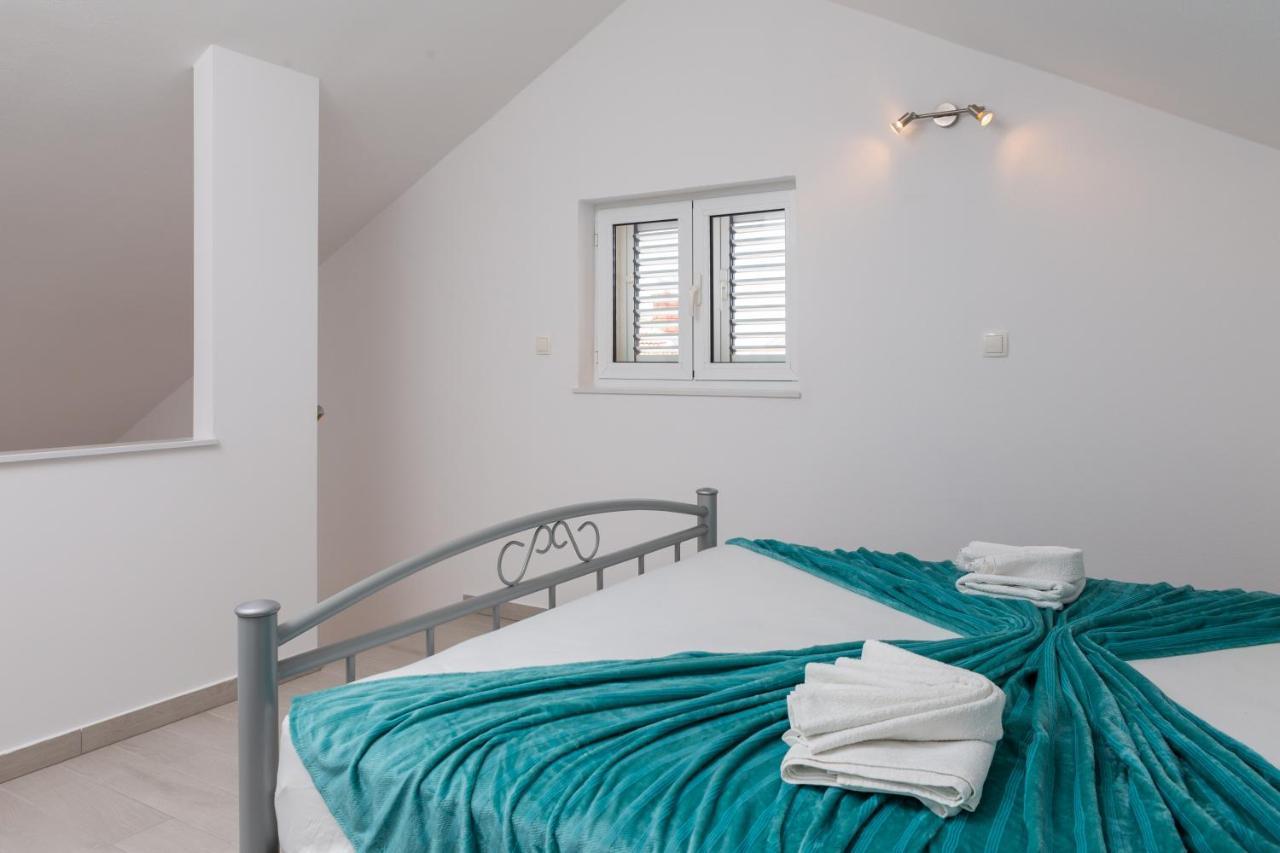 Vila Blanka Apartments Rogoznica  Dış mekan fotoğraf