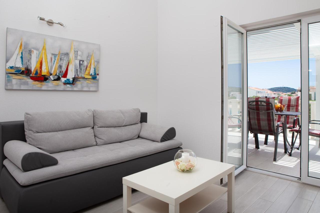 Vila Blanka Apartments Rogoznica  Dış mekan fotoğraf