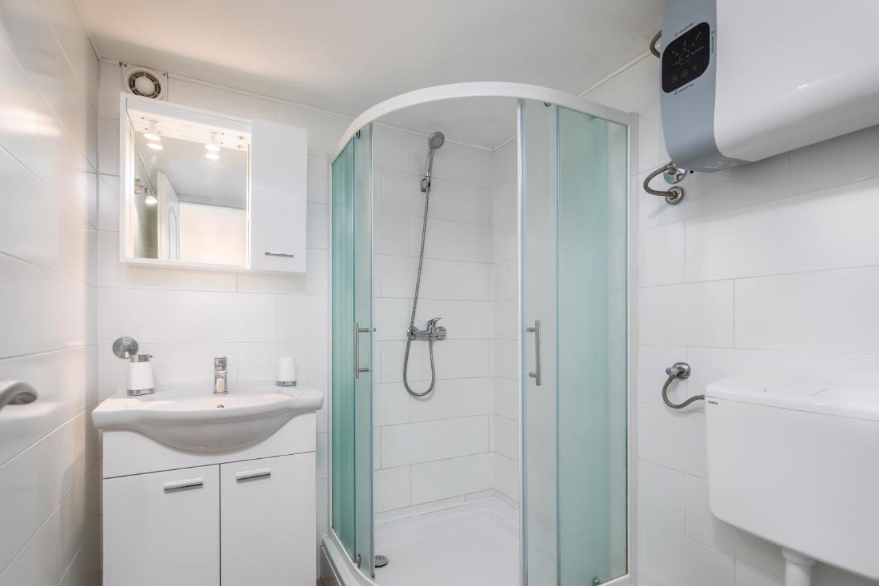 Vila Blanka Apartments Rogoznica  Dış mekan fotoğraf