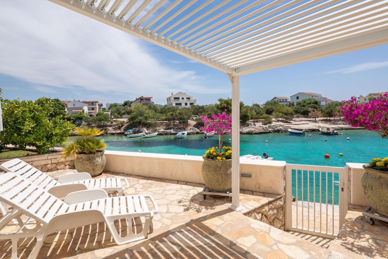 Vila Blanka Apartments Rogoznica  Dış mekan fotoğraf
